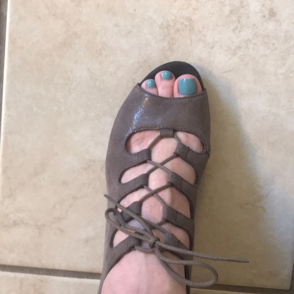 Munro shoes size 9.5 adorable! Like new no box